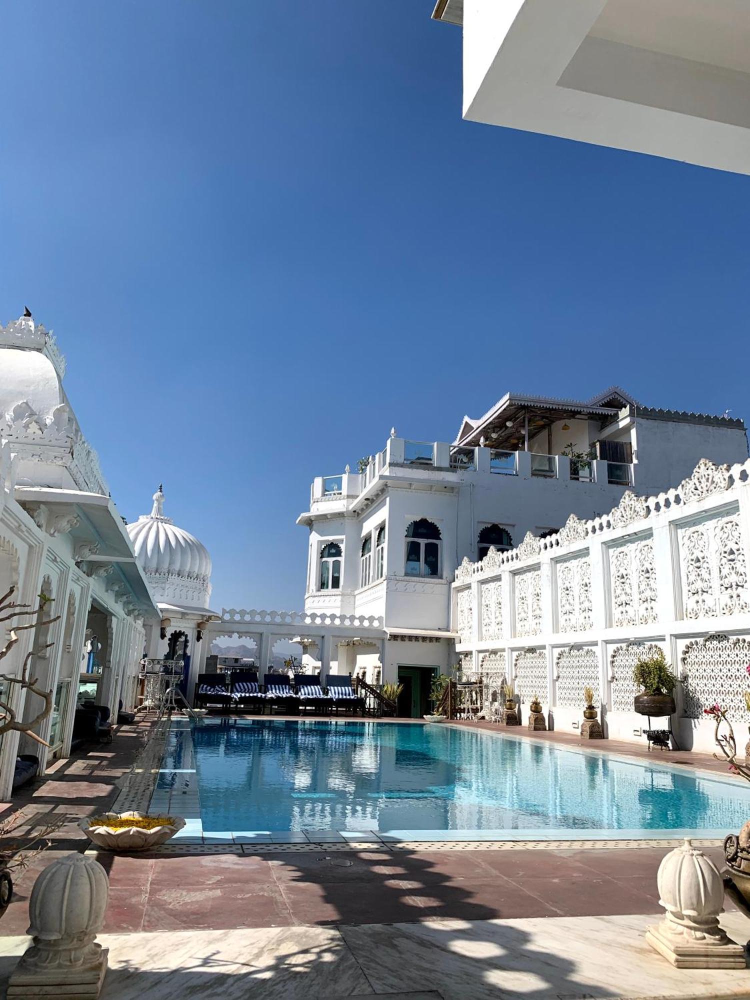 Udai Kothi Hotel Udaipur Exterior photo