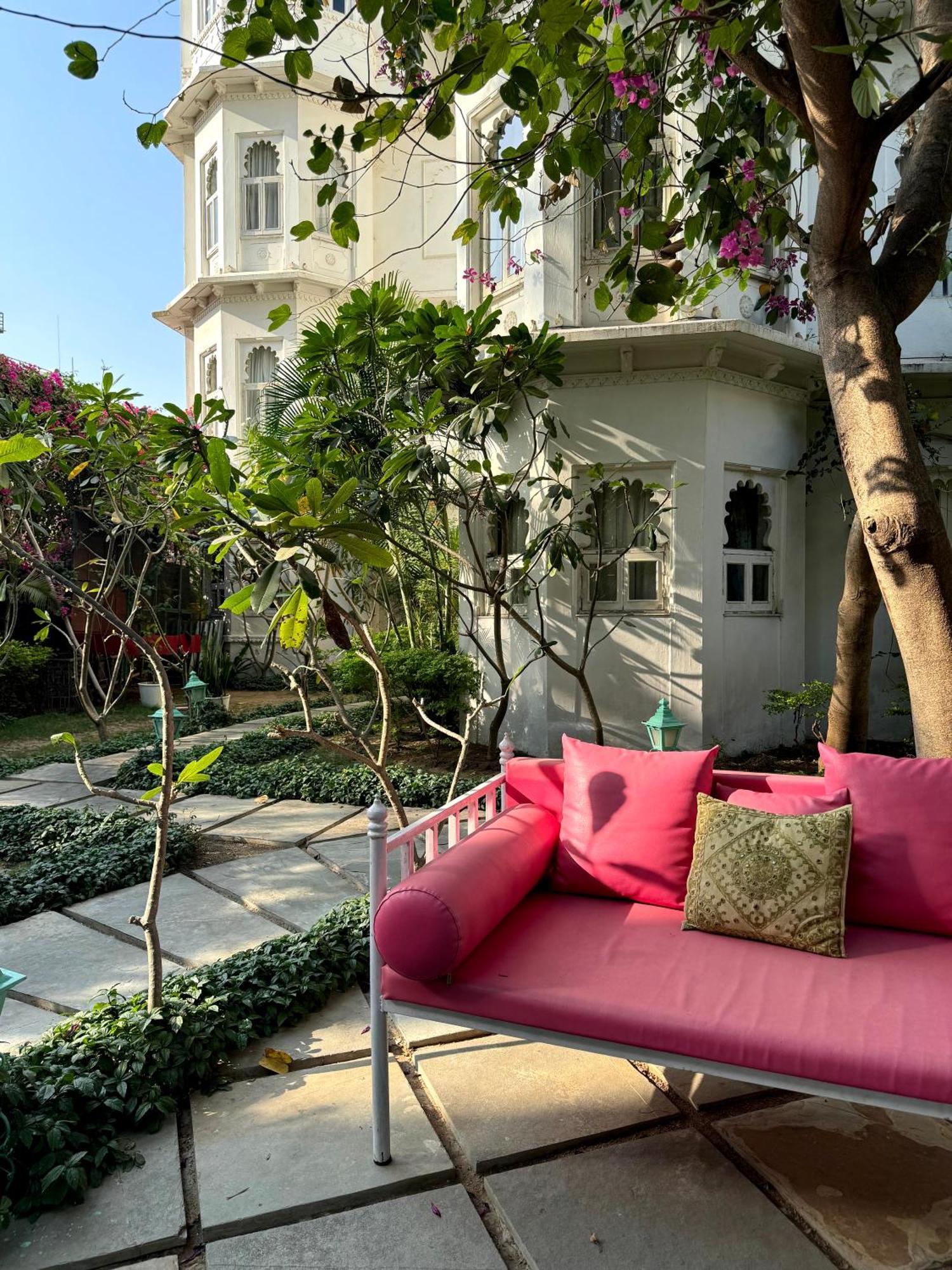 Udai Kothi Hotel Udaipur Exterior photo