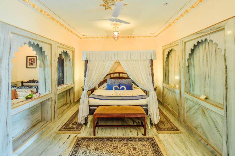 Udai Kothi Hotel Udaipur Exterior photo